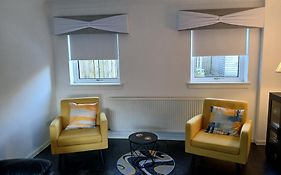The Cottage - Hot Tub - Nr Glasgow - Self Check-In